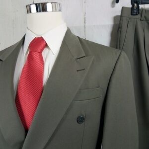 Botany 500 Gladiator 41R Tannish Taupe 2pc Suit